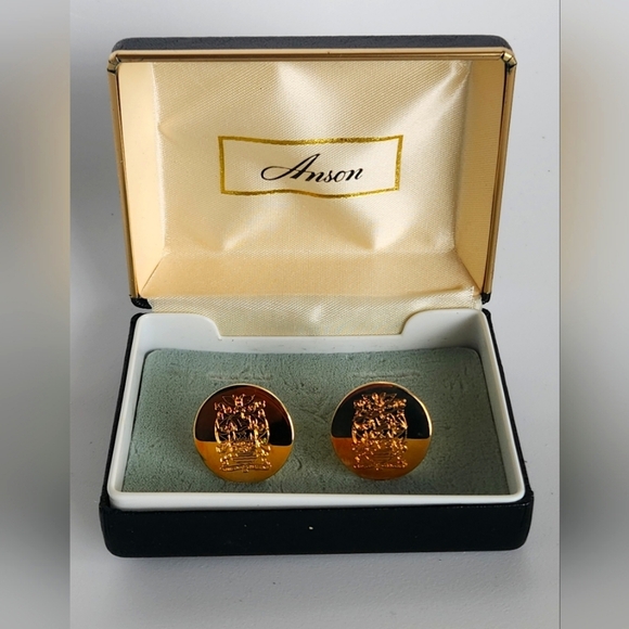 Vintage Anson Gold-Tone Cufflinks - Picture 2 of 13